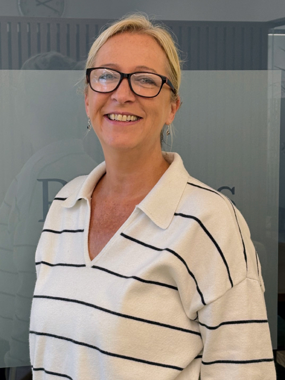 Helen Barber, Legal Assistant