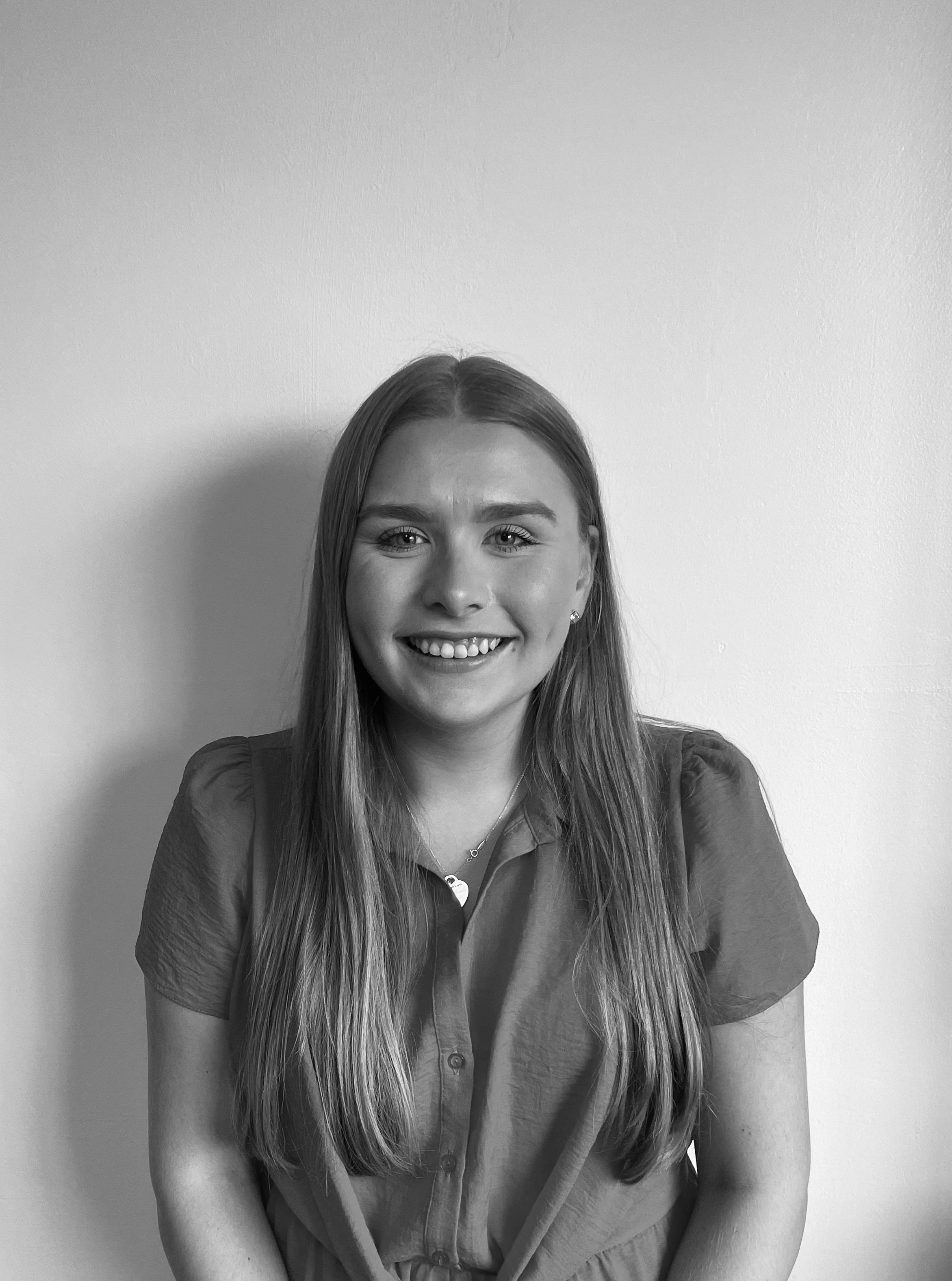 Neve Symonds, Trainee Solicitor